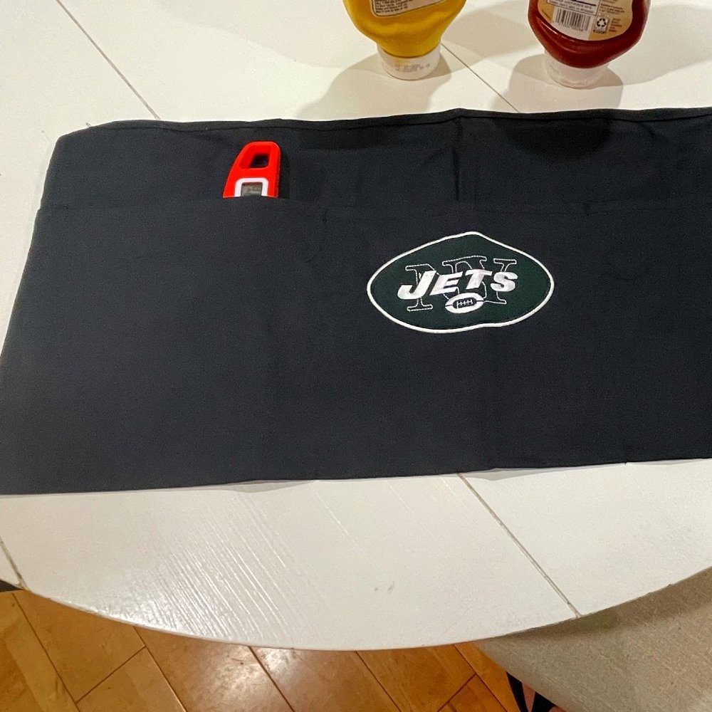 NEW YORK JETS GRILLING APRON STITCHED-NWT- RETAIL $29